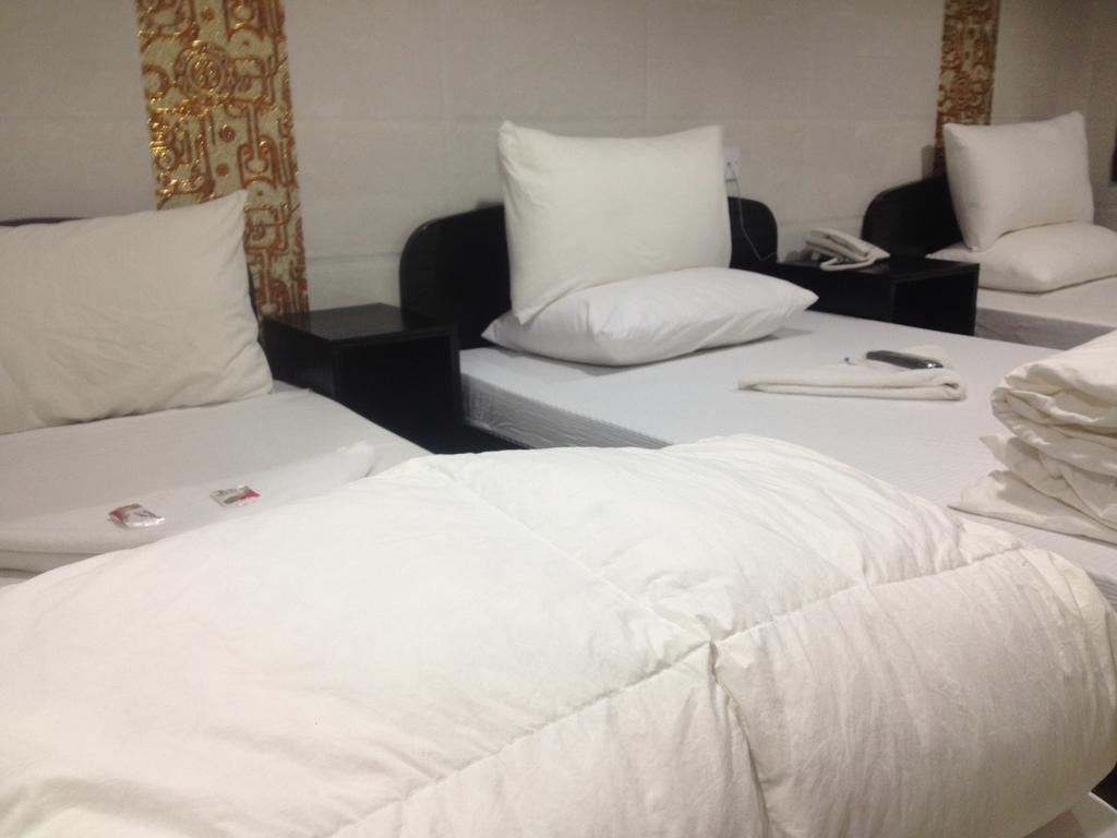 Manhattan Guesthouse Hong Kong Extérieur photo